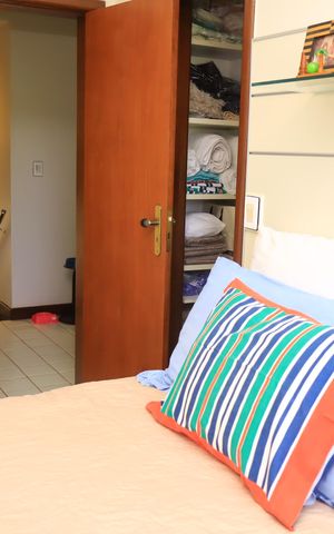 Casa de condomínio para alugar com 520m², 6 quartos e 3 vagasQuarto 2