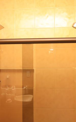 Casa de condomínio para alugar com 520m², 6 quartos e 3 vagasBanheiro social 2