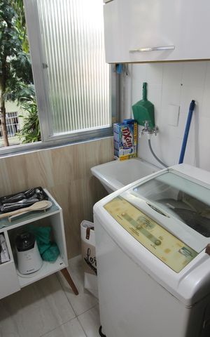 Apartamento à venda com 70m², 2 quartos e 1 vagaÁrea de Serviço