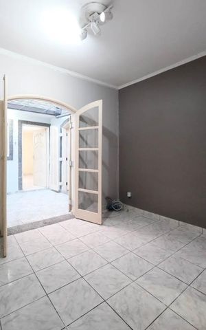 Casa à venda com 300m², 6 quartos e 6 vagasQuarto