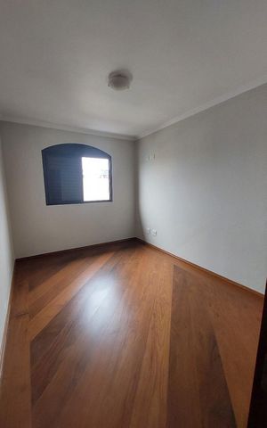 Casa à venda com 248m², 3 quartos e 5 vagas