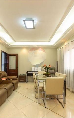 Casa à venda com 31m², 3 quartos e 2 vagas