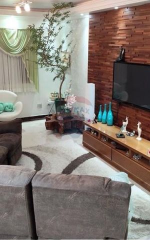Casa à venda com 353m², 3 quartos e 2 vagas