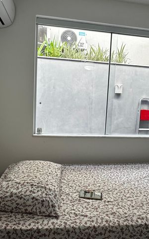 Casa de condomínio para alugar com 400m², 4 quartos e 5 vagas Casa de condomínio para alugar com 400m², 4 quartos e 5 vagasQuarto de Serviço
