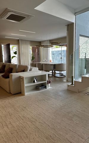Casa de condomínio para alugar com 400m², 4 quartos e 5 vagas Casa de condomínio para alugar com 400m², 4 quartos e 5 vagasSala