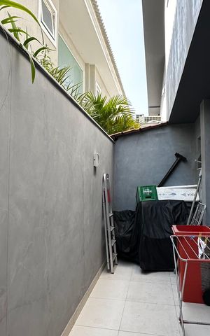 Casa de condomínio para alugar com 400m², 4 quartos e 5 vagas Casa de condomínio para alugar com 400m², 4 quartos e 5 vagasÁrea de Serviço
