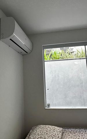 Casa de condomínio para alugar com 400m², 4 quartos e 5 vagas Casa de condomínio para alugar com 400m², 4 quartos e 5 vagasQuarto de Serviço