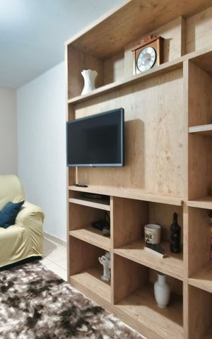 Casa à venda com 350m², 4 quartos e 3 vagas Casa à venda com 350m², 4 quartos e 3 vagasSala