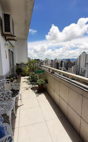 Apartamento à venda com 455m², 5 quartos e 3 vagasVaranda