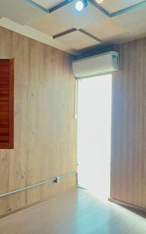 Casa para alugar com 240m², 3 quartos e 2 vagasEscritório