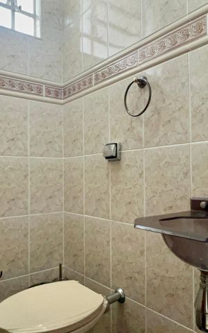 Casa para alugar com 240m², 3 quartos e 2 vagasLavabo