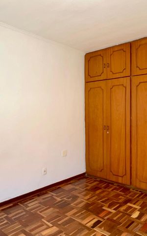 Casa para alugar com 240m², 3 quartos e 2 vagasSuite