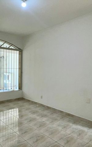 Casa para alugar com 240m², 3 quartos e 2 vagasSala