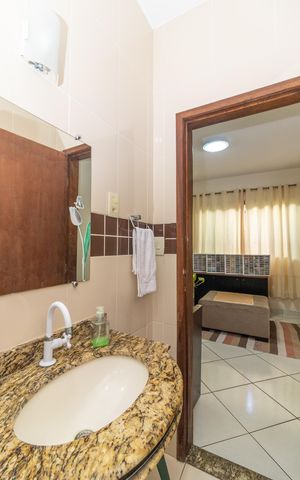 Casa à venda com 330m², 3 quartos e 4 vagas Casa à venda com 330m², 3 quartos e 4 vagasBanheiro