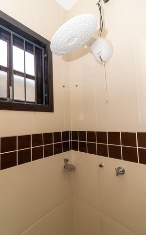 Casa à venda com 330m², 3 quartos e 4 vagas Casa à venda com 330m², 3 quartos e 4 vagasBanheiro