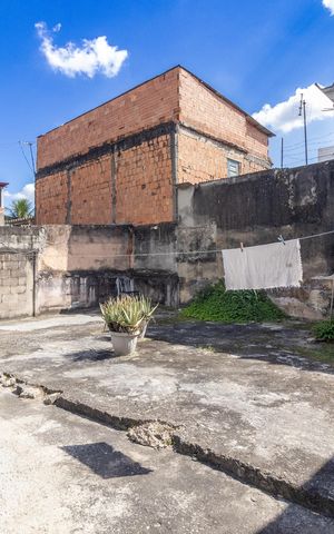Casa à venda com 330m², 3 quartos e 4 vagas Casa à venda com 330m², 3 quartos e 4 vagasÁrea de Serviço