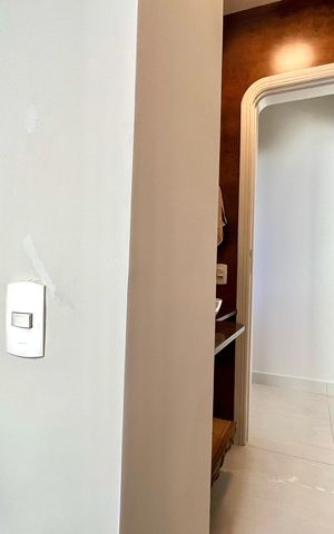 Apartamento à venda com 180m², 3 quartos e 3 vagas Apartamento à venda com 180m², 3 quartos e 3 vagasLavabo