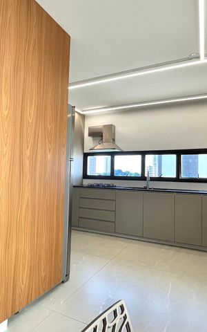 Apartamento à venda com 180m², 3 quartos e 3 vagas Apartamento à venda com 180m², 3 quartos e 3 vagasCozinha