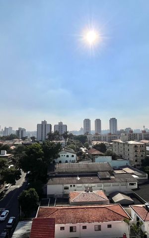 Apartamento à venda com 180m², 3 quartos e 3 vagas Apartamento à venda com 180m², 3 quartos e 3 vagasVista da Suíte