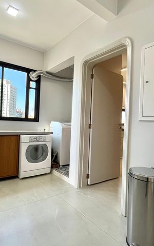 Apartamento à venda com 180m², 3 quartos e 3 vagas Apartamento à venda com 180m², 3 quartos e 3 vagasÁrea de Serviço