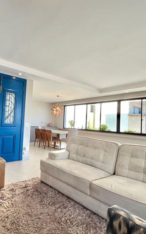 Apartamento à venda com 180m², 3 quartos e 3 vagas Apartamento à venda com 180m², 3 quartos e 3 vagasSala