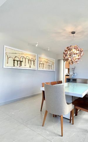 Apartamento à venda com 180m², 3 quartos e 3 vagas Apartamento à venda com 180m², 3 quartos e 3 vagasSala