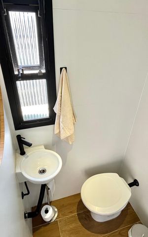 Apartamento à venda com 180m², 3 quartos e 3 vagas Apartamento à venda com 180m², 3 quartos e 3 vagasLavabo do Escritório