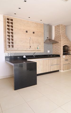 Casa de condomínio para alugar com 210m², 3 quartos e 3 vagasVaranda