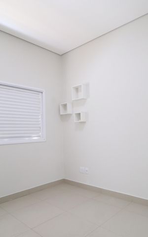Casa de condomínio para alugar com 210m², 3 quartos e 3 vagasQuarto 3 - Suíte