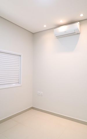 Casa de condomínio para alugar com 210m², 3 quartos e 3 vagasQuarto 1 - Suíte