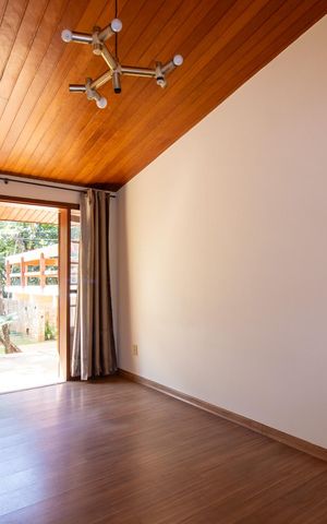 Casa à venda com 700m², 5 quartos e 5 vagasQuarto 3