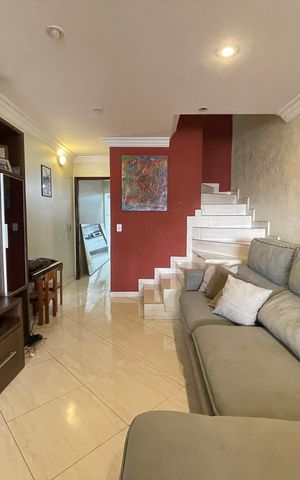 Casa de condomínio à venda com 150m², 4 quartos e 2 vagas Casa de condomínio à venda com 150m², 4 quartos e 2 vagasSala