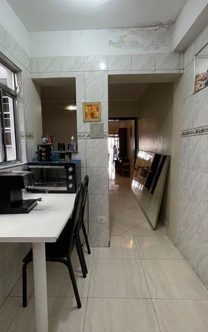 Casa de condomínio à venda com 150m², 4 quartos e 2 vagas Casa de condomínio à venda com 150m², 4 quartos e 2 vagasCozinha