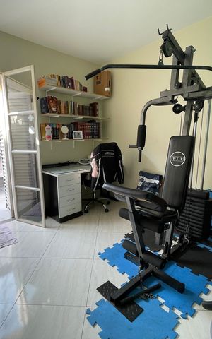 Casa de condomínio à venda com 150m², 4 quartos e 2 vagas Casa de condomínio à venda com 150m², 4 quartos e 2 vagasQuarto 4