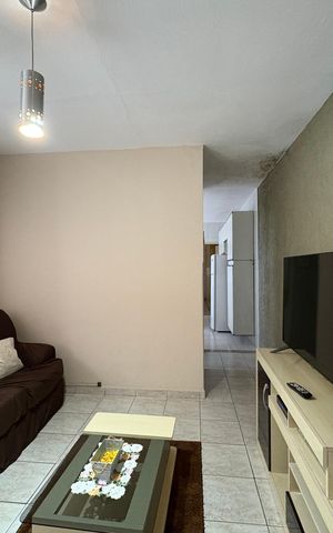Casa à venda com 180m², 2 quartos e 1 vaga Casa à venda com 180m², 2 quartos e 1 vagaSala
