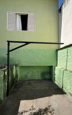 Casa à venda com 180m², 2 quartos e 1 vaga Casa à venda com 180m², 2 quartos e 1 vagaGaragem