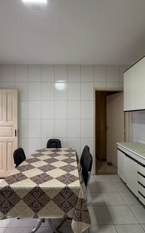 Casa à venda com 180m², 2 quartos e 1 vaga Casa à venda com 180m², 2 quartos e 1 vagaCozinha