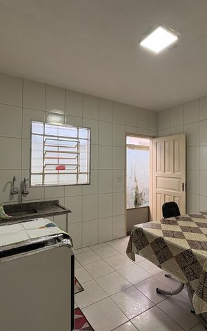 Casa à venda com 180m², 2 quartos e 1 vaga Casa à venda com 180m², 2 quartos e 1 vagaCozinha