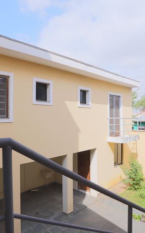Casa à venda com 210m², 3 quartos e 3 vagas Casa à venda com 210m², 3 quartos e 3 vagasQuintal