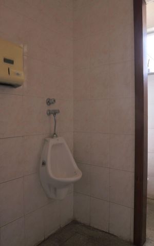 Casa à venda com 210m², 3 quartos e 3 vagas Casa à venda com 210m², 3 quartos e 3 vagasBanheiro 2
