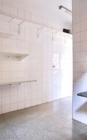 Casa à venda com 210m², 3 quartos e 3 vagas Casa à venda com 210m², 3 quartos e 3 vagasCozinha