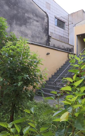 Casa à venda com 210m², 3 quartos e 3 vagas Casa à venda com 210m², 3 quartos e 3 vagasQuintal