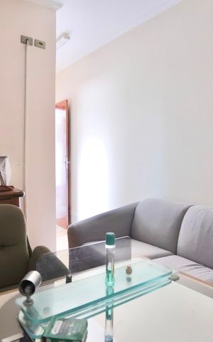 Casa à venda com 210m², 3 quartos e 3 vagas Casa à venda com 210m², 3 quartos e 3 vagasQuarto 1