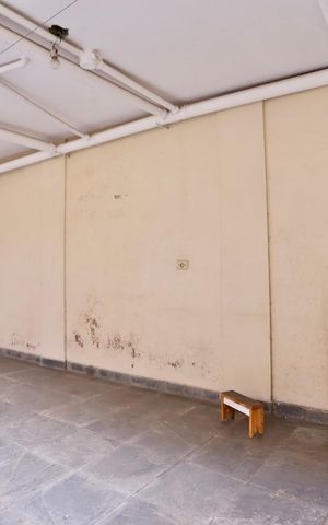 Casa à venda com 210m², 3 quartos e 3 vagas Casa à venda com 210m², 3 quartos e 3 vagasLavanderia