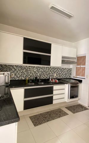 Casa à venda com 400m², 4 quartos e 1 vaga