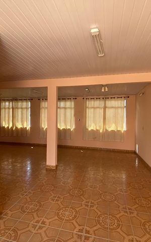 Casa à venda com 400m², 4 quartos e 1 vaga