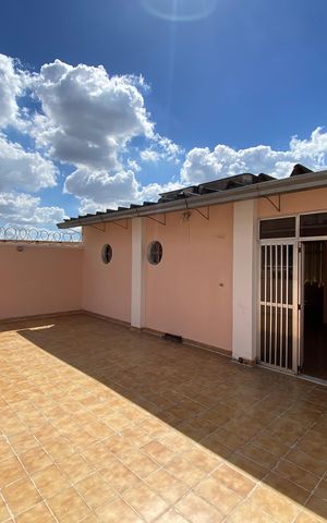 Casa à venda com 400m², 4 quartos e 1 vaga