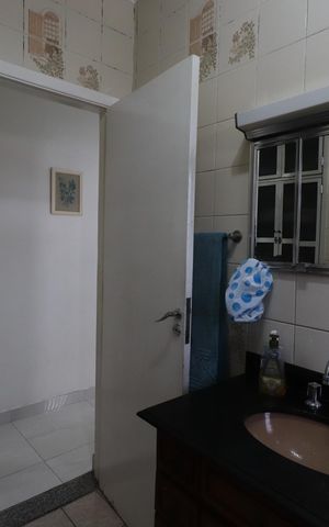 Apartamento à venda com 80m², 2 quartos e sem vagaBanheiro