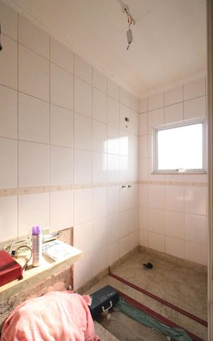 Casa à venda com 400m², 4 quartos e 4 vagas Casa à venda com 400m², 4 quartos e 4 vagasBanheiro da Suíte 1