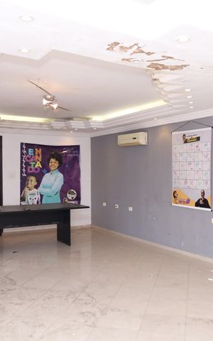 Casa para alugar com 355m², 6 quartos e 3 vagasSalão de lazer